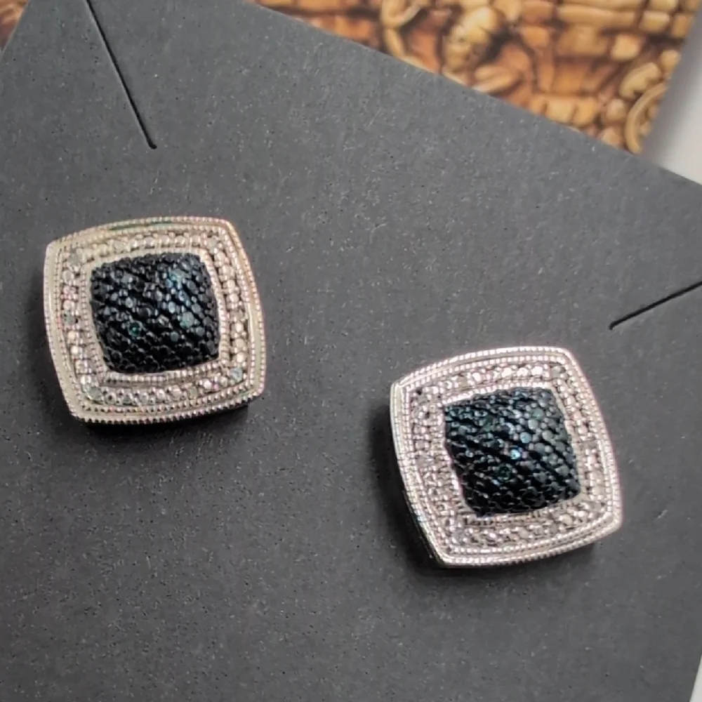 Elegant BR KRN Vintage-Inspired Square Pave Earrings